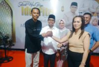 Satrin Lasama Bersama Sintya Bojoh saat bersilaturahmi dengan Bupati Boltara di momen Idul Fitri